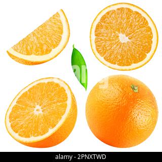 Arance isolate. Raccolta di frutti d'arancia interi, a metà, a fette, a pezzetti con foglia isolata su fondo bianco con percorso di ritaglio Foto Stock