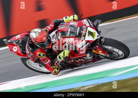 ASSEN - Alvaro Bautista (SPA) sulla sua Ducati durante le prove libere per la gara mondiale Superbike sul TT Circuit Assen. ANP VINCENT JANNINK Foto Stock