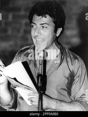 DUSTIN HOFFMAN come Lenny Bruce in LENNY 1974 regista BOB FOSSE suona / sceneggiatura Julian Barry Marvin Worth Productions / United Artists Foto Stock