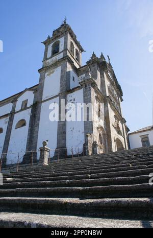 Mire de Tibaes, Portogallo - 15 marzo 2023: Il monastero di San Martino di Tibaes è un monastero della parrocchia di Mire de Tibaes vicino a Braga. Benedettino Foto Stock