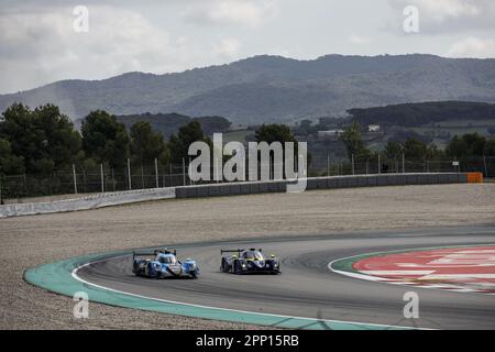 25 SIMPSON Kyffin (usa), ALLEN James (aus), LYNN Alexander (gar), Algarve Pro Racing, Oreca Gibson 07 - Gibson, azione 11 CAMPANA Matthew Richard (gbr), GILARDONI Kevin (SHE), CLOET Gilles (bel), Eurointernational, Ligier JS P320 - Nissan, azione durante la 4 ore di Barcellona 2023, 1st° round della 2023 European le Mans Series sul circuito di Barcellona-Catalunya dal 21 al 23 aprile 2023 a Montmelo, Spagna - Foto: Xavi Bonilla/DPPI/LiveMedia Foto Stock