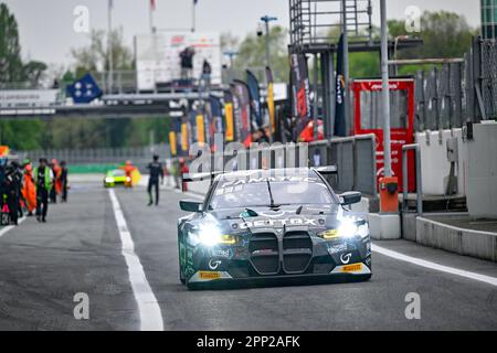 Monza, Italia. 21st Apr, 2023. Pit lane, credito: Independent Photo Agency/Alamy Live News Foto Stock