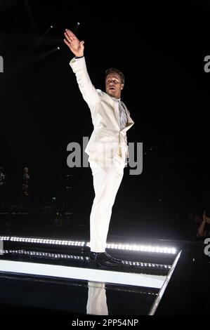 Glasgow, Regno Unito. 21st Apr, 2023. Olly Murs si esibisce all'OVO Hydro di Glasgow in occasione del suo tour Marry Me 2023 del 21st aprile Credit: Glasgow Green at Winter Time/Alamy Live News Foto Stock