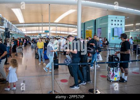 Josep Tarradellas Barcelona-El Prat Airport, Terminal al check-in, Barcellona, Spagna Foto Stock