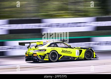 Monza, Italia. 22nd Apr, 2023. Prove libere, accreditamento: Gruppo di pubblicazione di mezzi in tensione/Alamy notizie in tensione Foto Stock