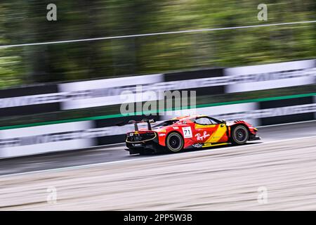 Monza, Italia. 22nd Apr, 2023. Prove libere, accreditamento: Gruppo di pubblicazione di mezzi in tensione/Alamy notizie in tensione Foto Stock