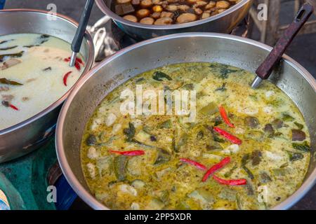 Vari alimenti asiatici dal nord della Thailandia Foto Stock