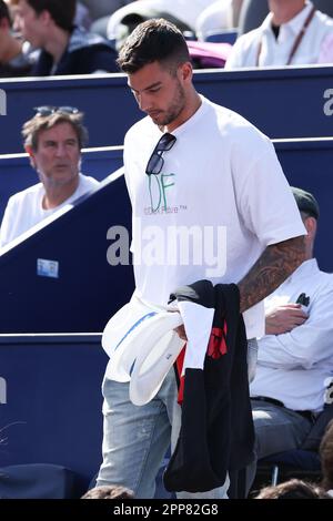 BARCELLONA, SPAGNA - 22 APRILE: Willy Hernangomez durante il Barcellona Open Banc Sabadell 70 Trofeo Conde de Godo Semifinale al Real Club de Tenis Barcellona il 22 aprile 2023 a Barcellona, Spagna Foto Stock