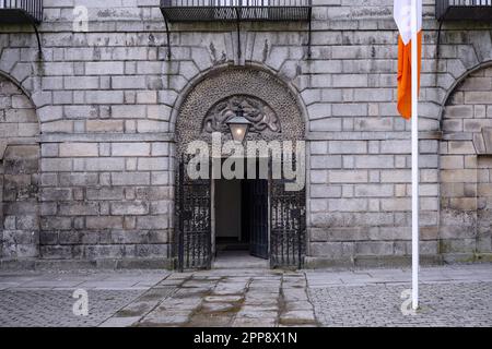 Ingresso alla storica prigione di Kilmainham a Dublino, ora museo Foto Stock