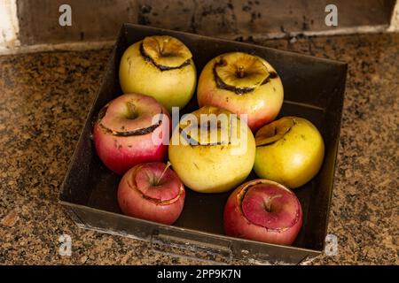 Mele al forno. Ricette fatte in casa Foto Stock