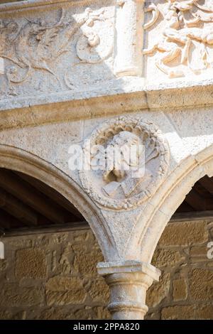 Il sito di Ciudad Rodrigo, arroccato in cima ad un'ascesa rocciosa sulla riva destra del fiume Águeda, è stato occupato fin dall'età neolitica. Noto anche come Foto Stock