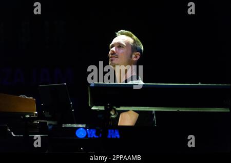 Bari, Italia. 22nd Apr, 2023. Alessandro Scaglione (PFM) Credit: Agenzia fotografica indipendente/Alamy Live News Foto Stock