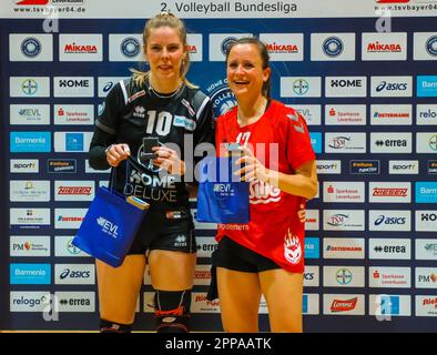 Pallavolo 2. Bundesliga Nord Frauen. Bayer volleys - Stralsunder Wildcats 22.04.2023, Meisterschaftsentscheidung. Foto Stock