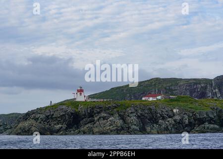 Terranova, Canada: Il faro di Fox Point (Fishing Point), istituito nel 1912 all'ingresso sud di St Anthony Harbor. Foto Stock