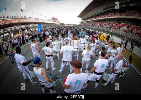 Montmelo, Spagna. 23rd Apr, 2023. Ambiance pre griglia durante la 4 ore di Barcellona 2023, 1st° round della 2023 European le Mans Series sul circuito di Barcellona-Catalunya dal 21 al 23 aprile 2023 a Montmelo, Spagna - Foto Paulo Maria/DPPI Credit: DPPI Media/Alamy Live News Foto Stock