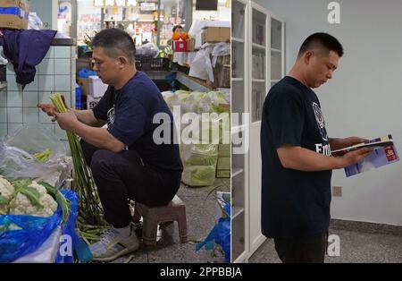 (230423) -- SHANGHAI, 23 aprile 2023 (Xinhua) -- questa foto combinata mostra il venditore di verdure Han Junqiang lavorando (L) e leggendo al mercato alimentare di Kuizhao Road a Shanghai, Cina orientale, 20 aprile 2023. Nel 2010, la biblioteca del distretto di Shanghai Hongkou ha fornito gratuitamente circa 600 libri per i lavoratori migranti nel mercato alimentare Fuci nel distretto di Jiangwanzhen. Questo è stato il primo "spazio di lettura del mercato alimentare" nel quartiere. Fino ad oggi, tredici mercati alimentari in 8 distretti del distretto di Hongkou hanno istituito tali spazi di lettura, dove i proprietari di stalle e altri lavoratori possono fare una pausa leggendo e godendo cu Foto Stock