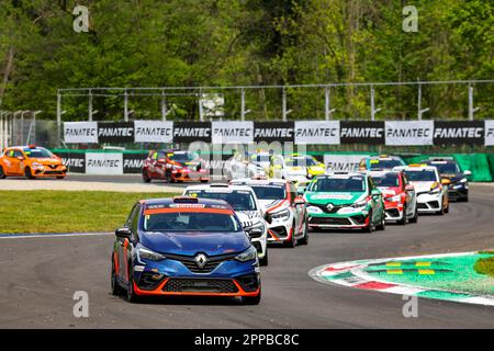 Monza, Italia. 23rd Apr, 2023. 01 JURADO Anthony fra, Milan Competition, CLIO CUP SERIES, azione in occasione del 2nd° round della Clio Cup Europe 2023, dal 21 al 23 aprile 2023 sull'Autodromo Nazionale di Monza, a Monza, Italia - Photo Grégory Lenorand/DPPI Credit: DPPI Media/Alamy Live News Credit: DPPI Media/Alamy Live News Foto Stock