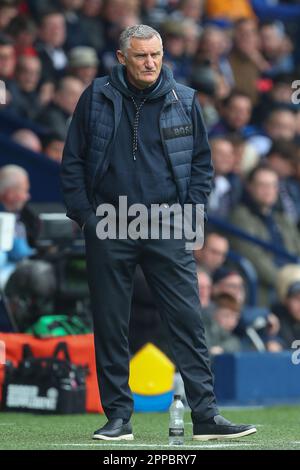 Tony Mowbray manager di Sunderland durante la partita del Campionato Sky Bet West Bromwich Albion vs Sunderland agli Hawthorns, West Bromwich, Regno Unito, 23rd aprile 2023 (Foto di Gareth Evans/News Images) Foto Stock