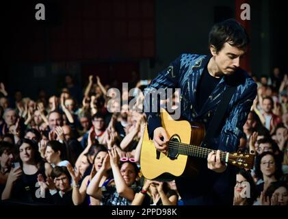 Teatro della Concordia , Torino, Italia, 22 aprile 2023, Diodato durante Diodato - Tour 2023 - Concerto di Musica della cantante italiana Foto Stock