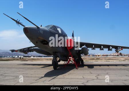 Lima, Perù. 23rd Apr, 2023. Velivolo Sukhoi su-25 presentato al 2023° Peruvian Air Force Festival. Il Festival Aeronautico si svolge presso la base aerea di Las Palmas in commemorazione del 109th° anniversario di nascita dell'eroe nazionale peruviano Cap. Il FAP José Abelardo Quiñones Gonzales, grande aereo generale del Perù, e festeggia il Fighter Pilot Day Credit: Fotoholica Press Agency/Alamy Live News Foto Stock