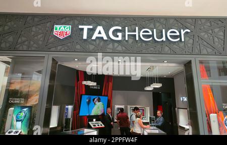 Negozio TAG Heuer all'Aventura Mall, Florida, USA Foto Stock