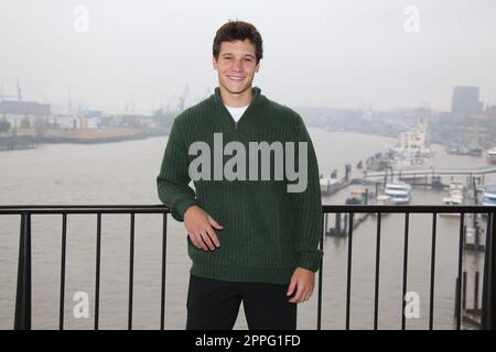 Wincent Weiss. Live Aid Pressekonferenz, PrÃ¤sentation des Hauptactes, Westin Hotel Elbphilharmonie Amburgo, 22.11.2022 Foto Stock