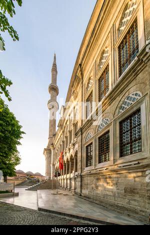 Moschea Nuruosmaniye a Fatih, Istanbul, Turchia Foto Stock