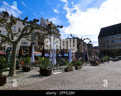 Via dello shopping Zeil a Francoforte sul meno, Germania Foto Stock