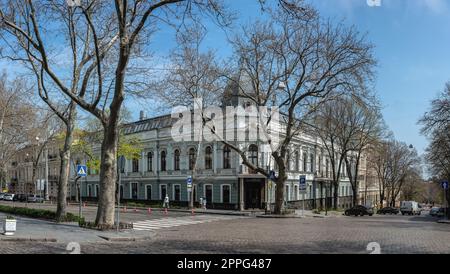 Edificio storico sulla via Pushkinskaya a Odessa, Ucraina Foto Stock