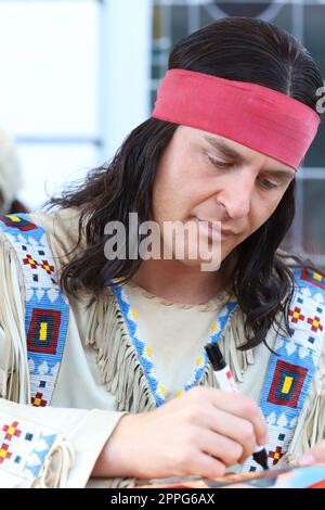 Alexander Klaws, sessione autografa del Karl May Festival, zona pedonale, Bad Segeberg, 06.08.2022 Foto Stock
