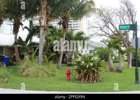 Lauderdale-by-the-Sea. Tipico appartamento sulla spiaggia in Florida in una splendida giornata estiva. Foto Stock