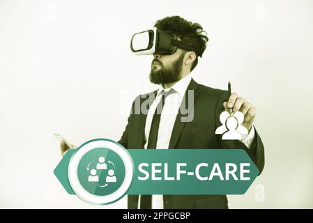 Cartello che mostra la cura personale. Business Concept la pratica di agire per migliorare la propria salute Foto Stock