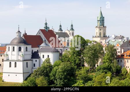 Veduta aerea della città con Monastero dei Padri Domenicani, San Cattedrale di Giovanni Battista e Torre Trinitaria, Lublino, Polonia Foto Stock