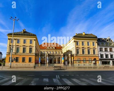 Breslavia, Polonia - 17 aprile 2022: Il vecchio edificio nel centro di Piazza Breslavia Foto Stock