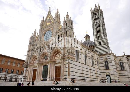 SIENA, ITALIA - 22 GIUGNO 2022: Cattedrale di Siena in Toscana Foto Stock