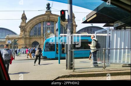 Facciata orientale della stazione principale di Francoforte in Germania Foto Stock