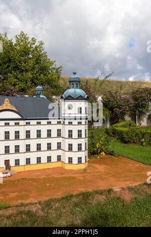 Baltic Park of Miniatures, piccola replica del castello barocco di Skokloster in Svezia, Miedzyzdroje, Polonia Foto Stock