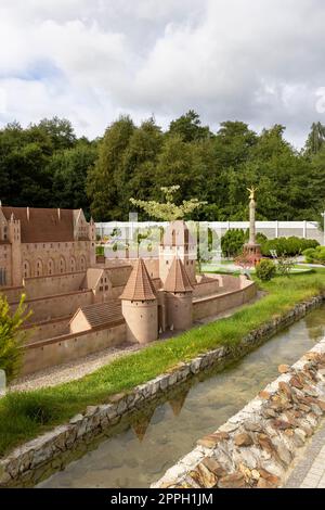 Parco Baltico delle miniature, piccola replica del castello di Malbork dell'ordine Teutonico, Miedzyzdroje, Polonia Foto Stock