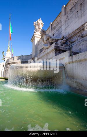 Monumento a Vittorio Emanuele II (Monumento Nazionale a Vittorio Emanuele II) su Piazza Venezia, Roma, Italia Foto Stock