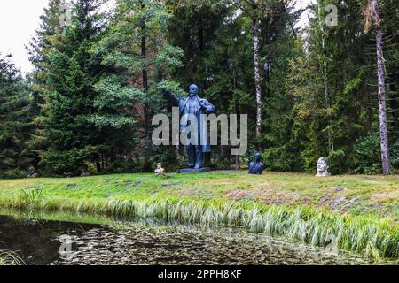 Monumento di Vladimir Lenin, leader rivoluzionario russo. Druskininkai, Lituania, 12 settembre 2022 Foto Stock