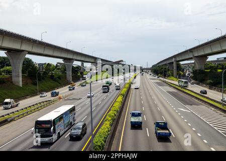 New Taipei, Taiwan 13 giugno 2022: National Freeway One a New Taipei, autostrada a Taipei di Taiwan Foto Stock