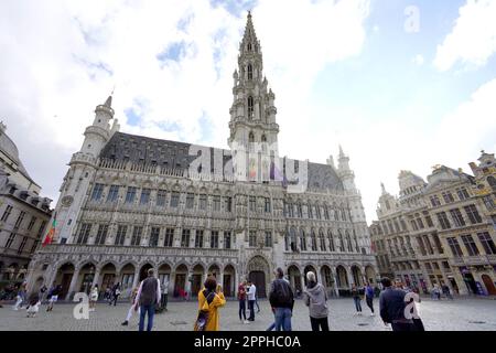 BRUXELLES, BELGIO - 7 GIUGNO 2022: Il municipio di Bruxelles, dichiarato Patrimonio dell'Umanità dall'UNESCO, fa parte della piazza, Bruxelles, Belgio, Europa Foto Stock