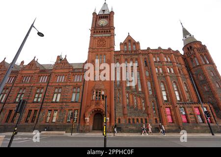 LIVERPOOL, Regno Unito - 14 LUGLIO 2022: Victoria Building, Università di Liverpool, Inghilterra, Regno Unito Foto Stock