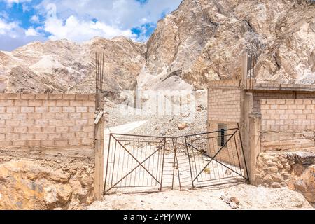 cava per l'estrazione di sabbia, ghiaia e pietra Foto Stock