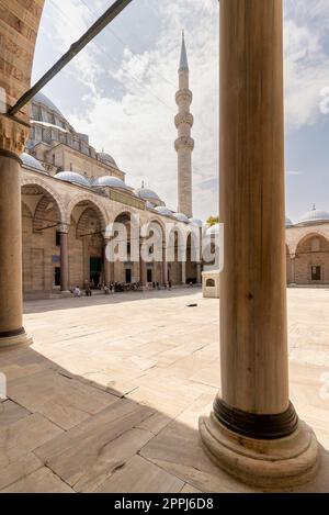 Moschea di Suleymaniye, una moschea imperiale ottomana, e la seconda moschea più grande di Istanbul, Turchia Foto Stock