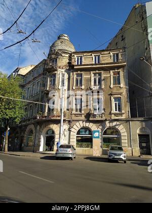 Bucarest, Romania - 25 settembre 2022: Ristorante Pagaia nel centro storico Foto Stock