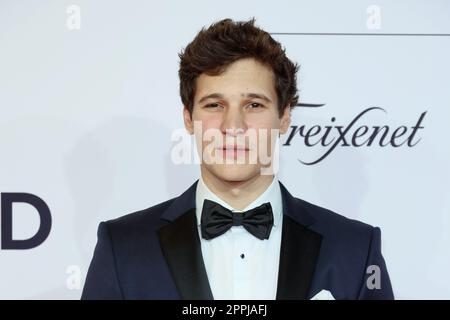 Wincent Weiss, Channel Aid Charity Concert con Wincent Weiss all'Elbphilharmonie, Amburgo, 03.01.2023 Foto Stock