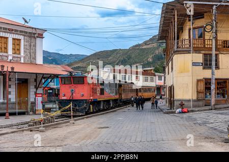 Alausi, Ecuador - 24 settembre 2022: Trasporto in treno Foto Stock