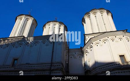 Facciata della cattedrale patriarcale di Bucarest, Romania - Europa Foto Stock