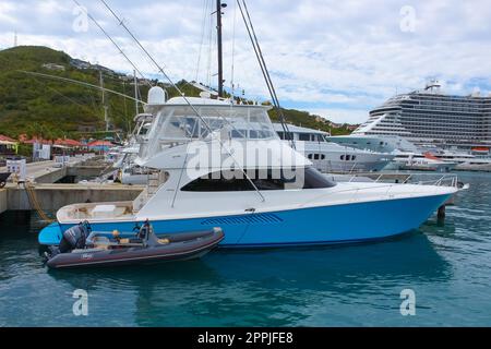 Centro Charlotte Amalie e quartiere dello shopping al porto Foto Stock